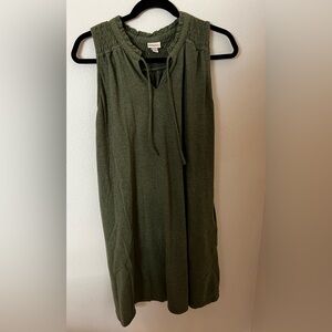 Womens sleeveless dress